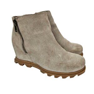 SOREL Joan of Arctic Wedge III Zip Omega Taupe/Gum 2 Chelsea Boot 8 NL4370-264